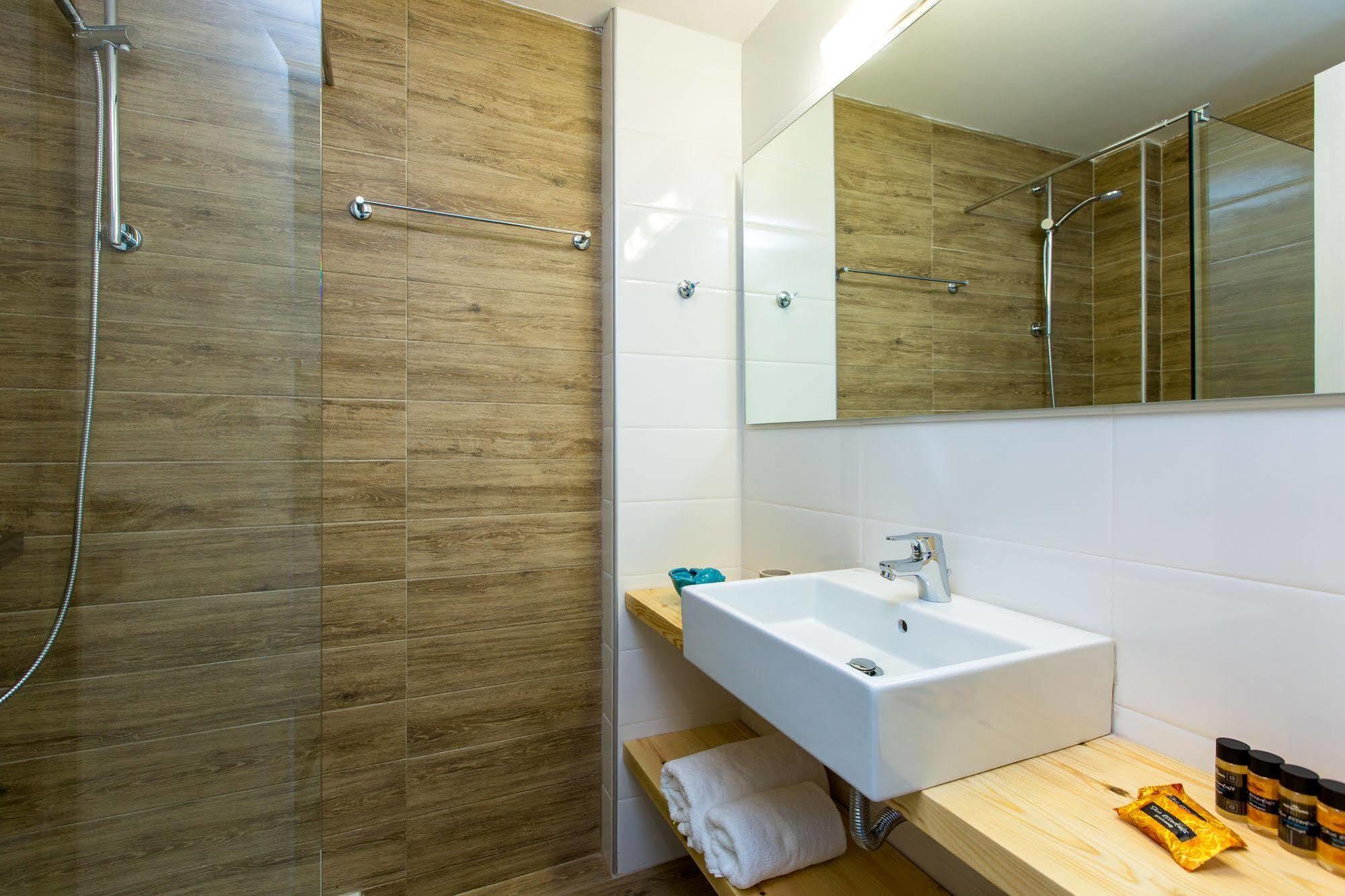 Golden Coast Seaside Apartments Réthimno Kültér fotó